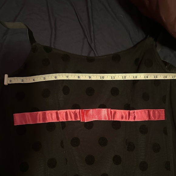 Black polka dot corset with adjustable straps and pink ribbon, size 14/16 - Picture 5 of 6